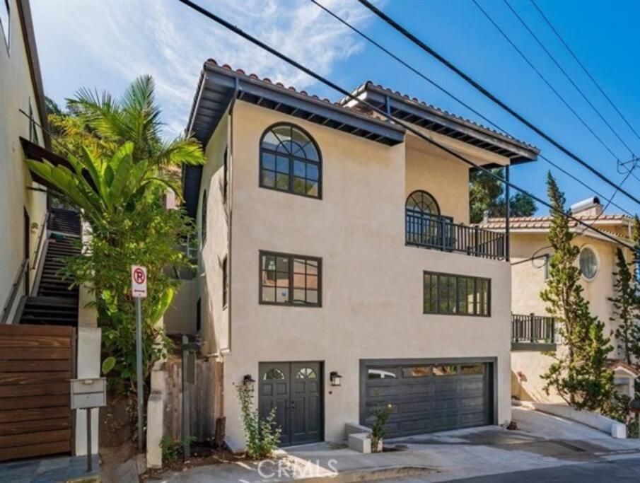 Stunning Mediterranean Mansion In Laurel Canyon ロサンゼルス エクステリア 写真